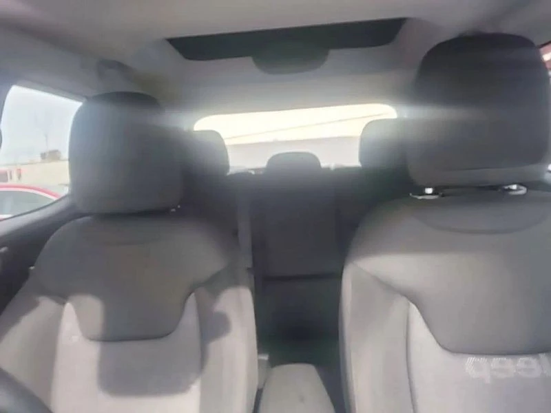 2015 Jeep Renegade - Image 10 of 12