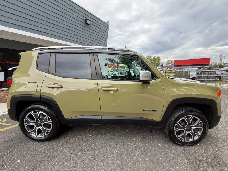 2015 Jeep Renegade - Image 7 of 12