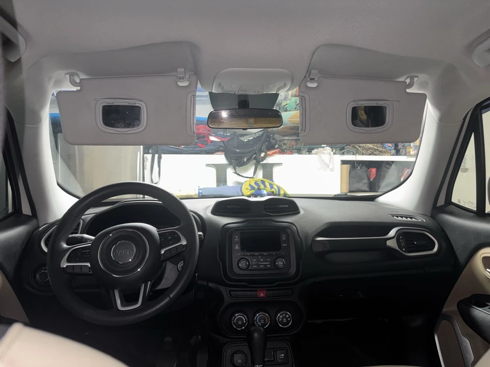 2015 Jeep Renegade - Image 16 of 31