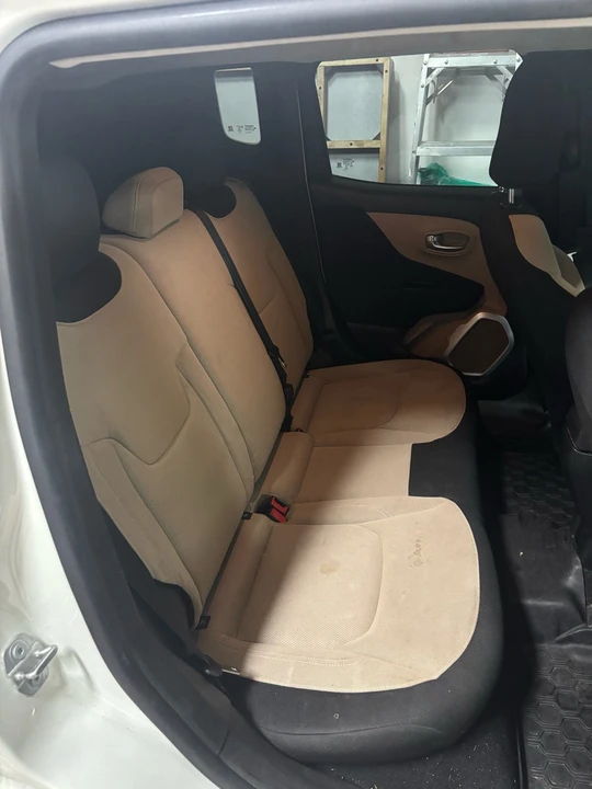 2015 Jeep Renegade - Image 21 of 31