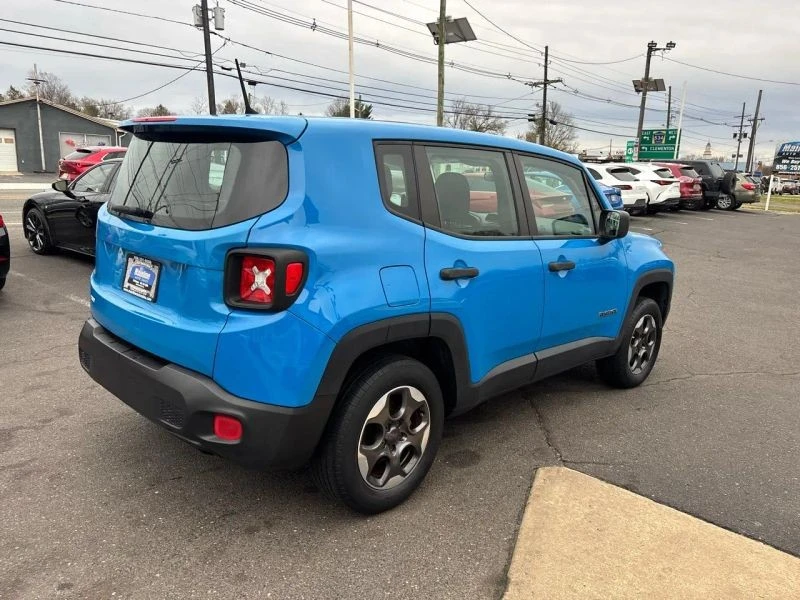 2015 Jeep Renegade - Image 9 of 12