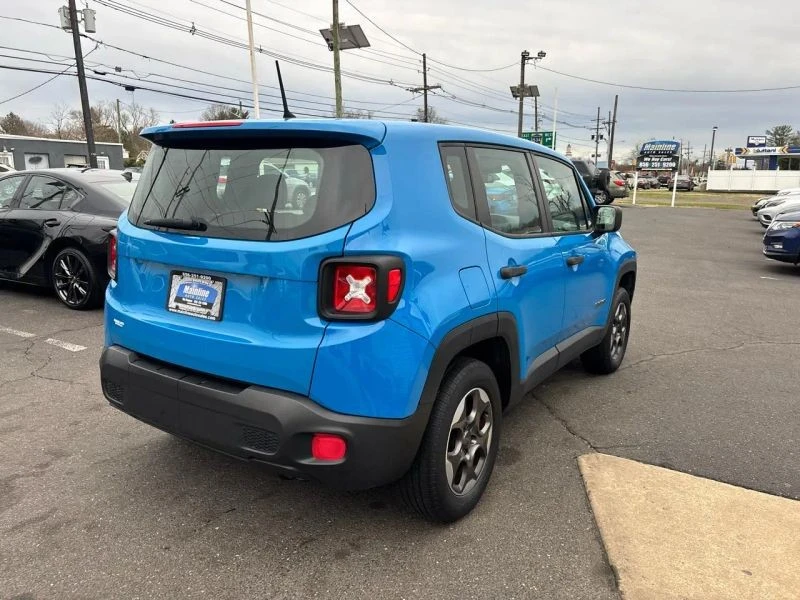 2015 Jeep Renegade - Image 8 of 12