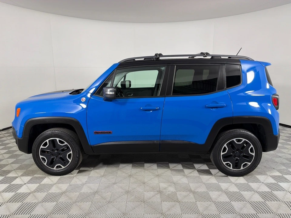 2015 Jeep Renegade - Image 7 of 12