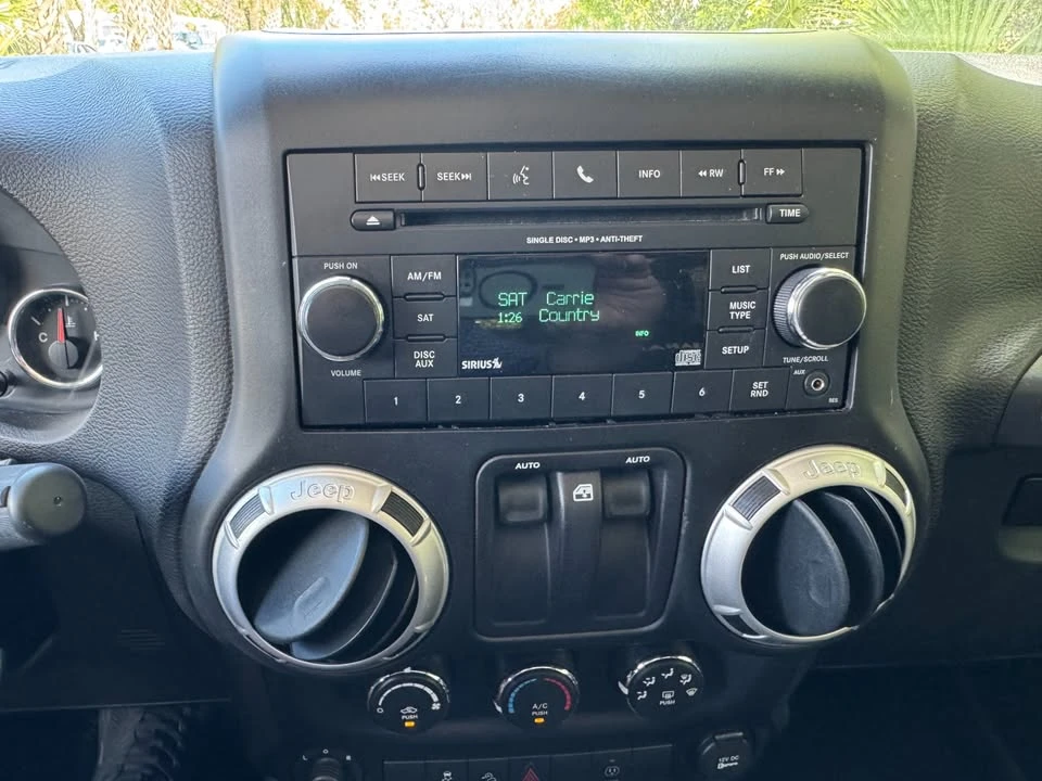 2015 Jeep JK Wrangler - Image 12 of 17
