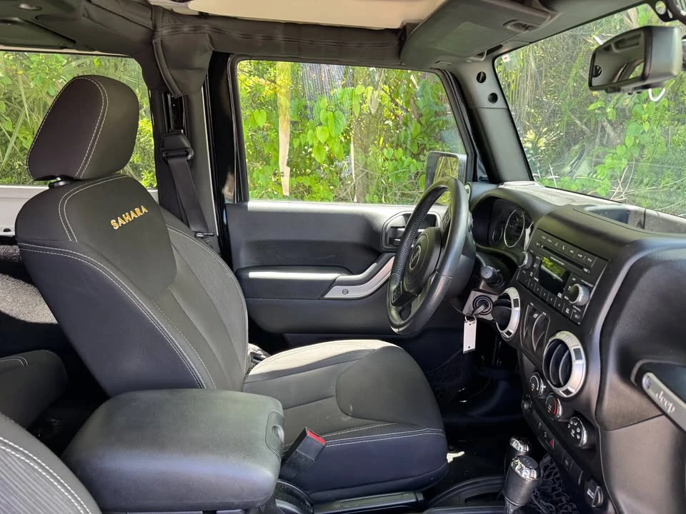 2015 Jeep JK Wrangler - Image 16 of 17