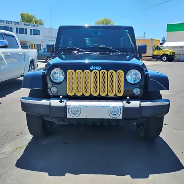 2015 Jeep Wagoneer L Sport Utility 4D