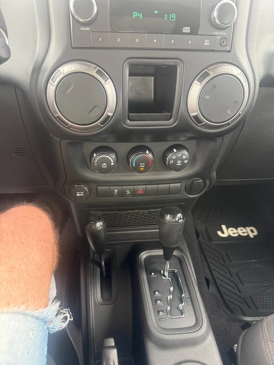 2015 Jeep JK Wrangler - Image 18 of 18