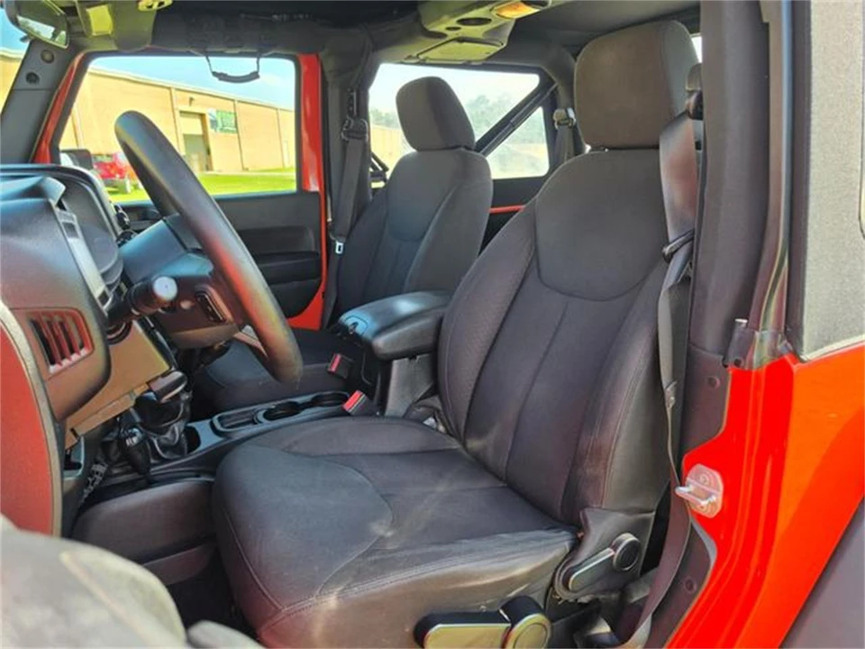 2015 Jeep JK Wrangler - Image 25 of 31