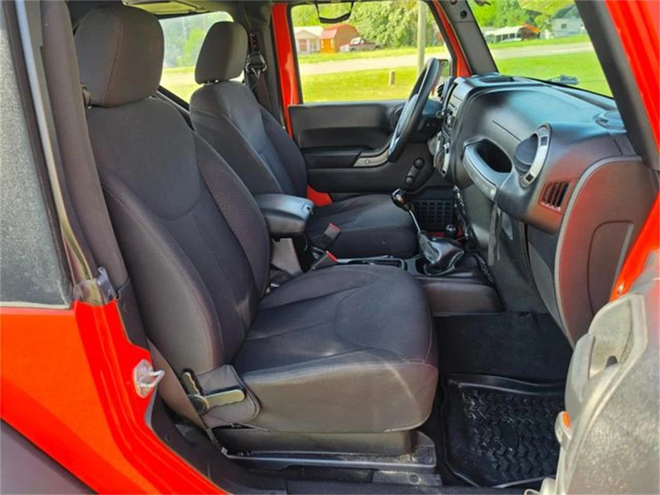 2015 Jeep JK Wrangler - Image 29 of 31