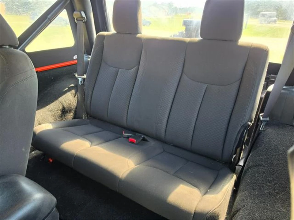 2015 Jeep JK Wrangler - Image 26 of 31