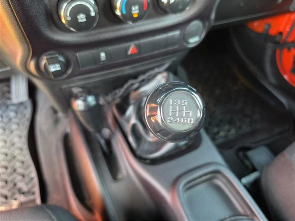 2015 Jeep JK Wrangler - Image 22 of 31