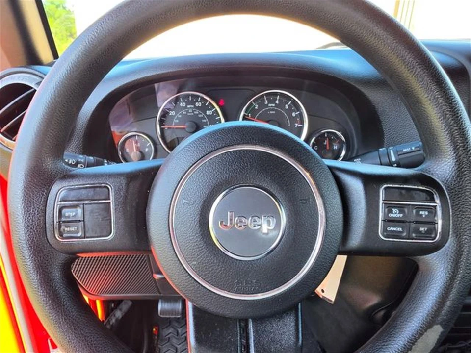 2015 Jeep JK Wrangler - Image 18 of 31