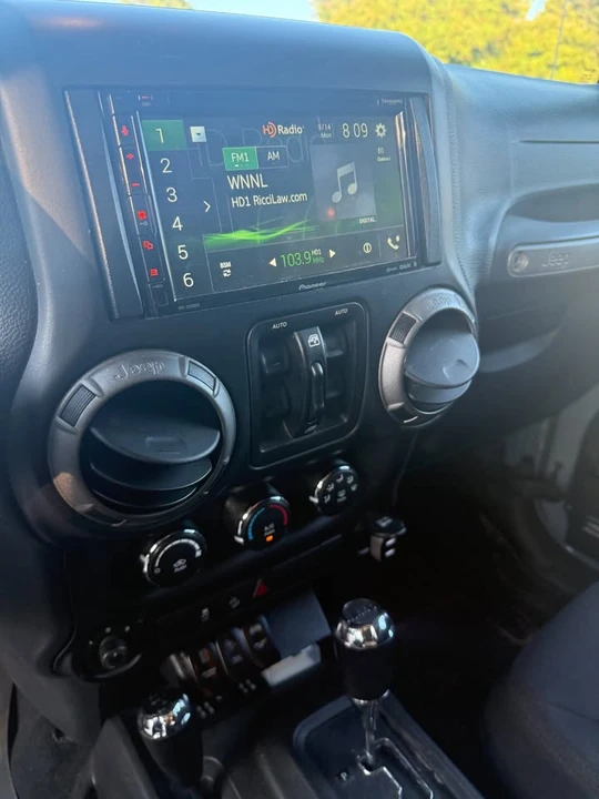 2015 Jeep JK Wrangler - Image 5 of 17