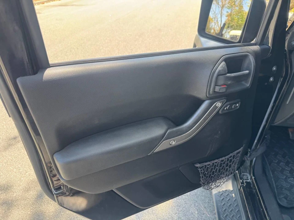 2015 Jeep JK Wrangler - Image 11 of 16