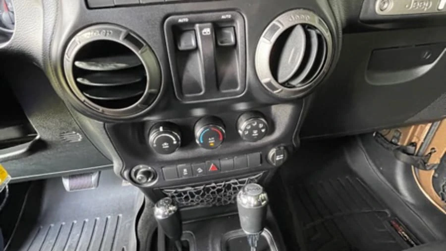 2015 Jeep JK Wrangler - Image 6 of 18