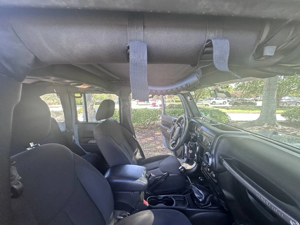 2015 Jeep JK Wrangler - Image 14 of 16