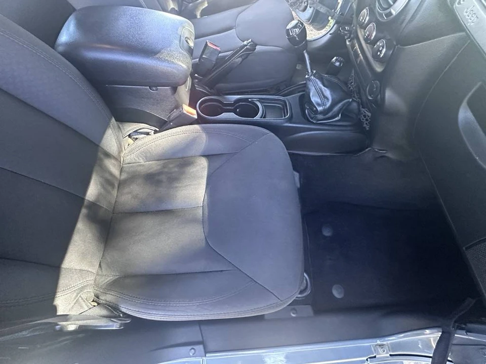 2015 Jeep JK Wrangler - Image 10 of 16