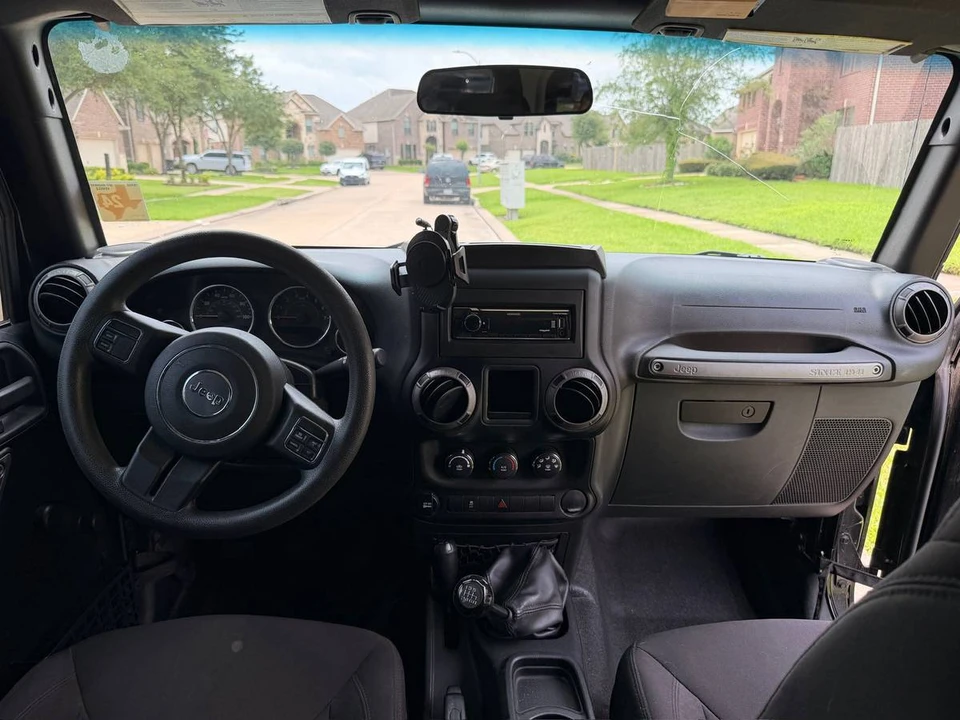 2015 Jeep JK Wrangler - Image 6 of 8