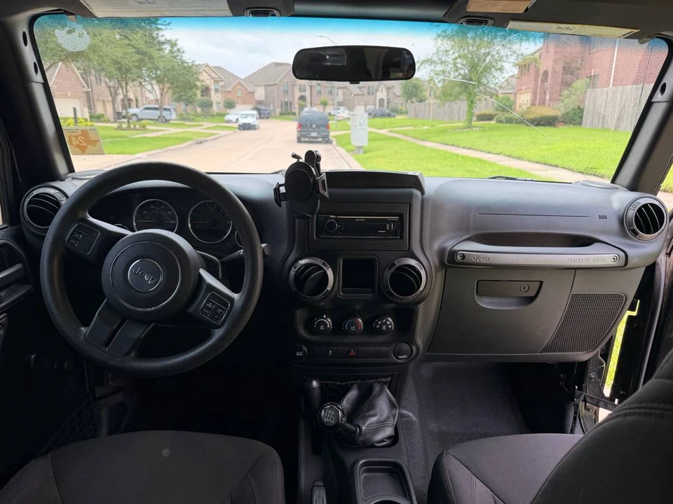 2015 Jeep JK Wrangler - Image 6 of 8