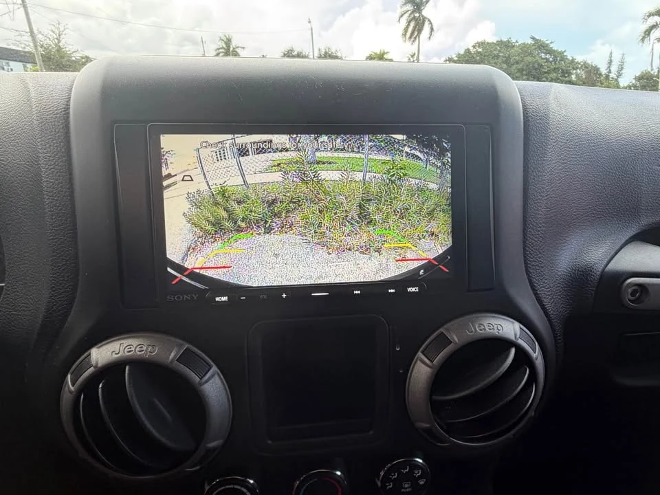 2015 Jeep JK Wrangler - Image 10 of 11