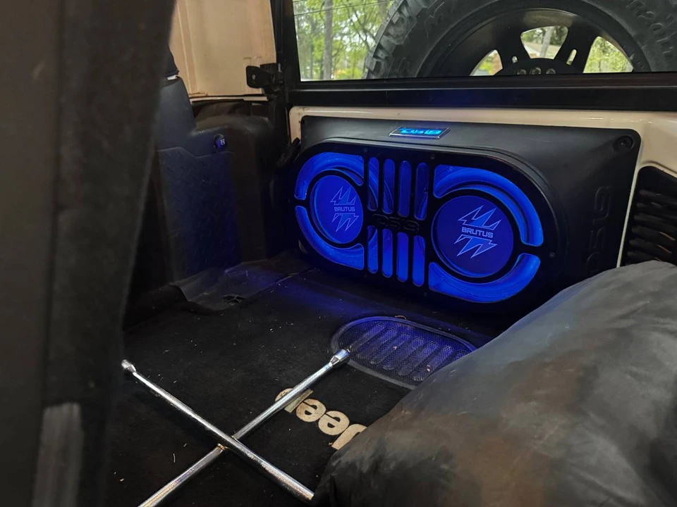 2015 Jeep JK Wrangler - Image 17 of 24