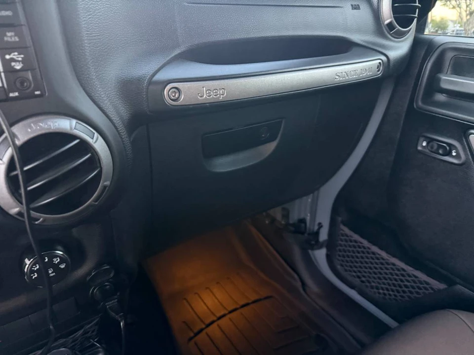 2015 Jeep JK Wrangler - Image 12 of 22