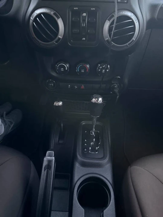 2015 Jeep JK Wrangler - Image 13 of 22