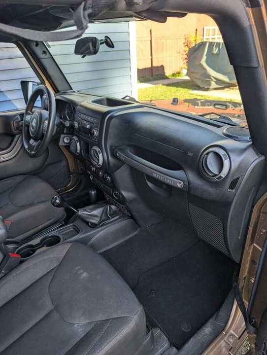 2015 Jeep JK Wrangler - Image 16 of 18