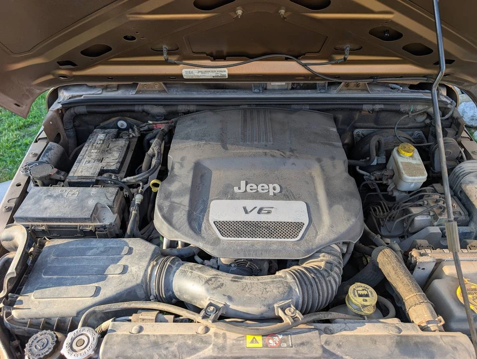 2015 Jeep JK Wrangler - Image 2 of 18
