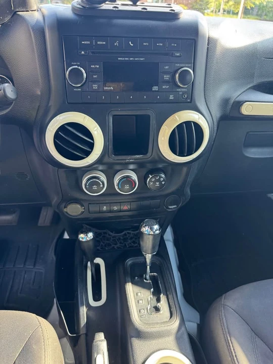 2015 Jeep JK Wrangler - Image 13 of 19