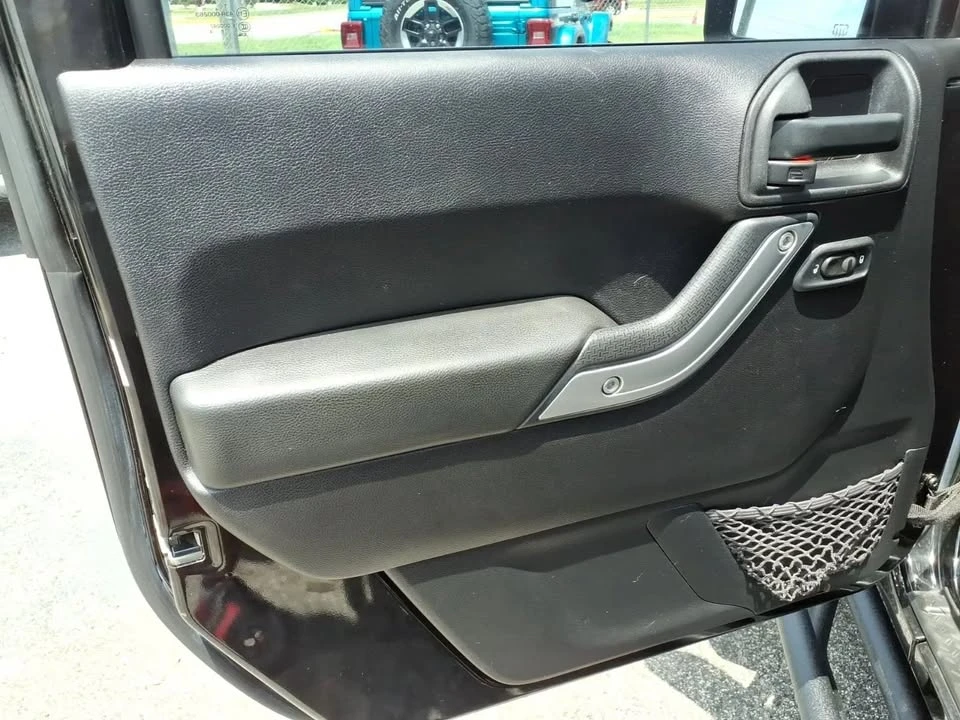 2015 Jeep JK Wrangler - Image 16 of 20