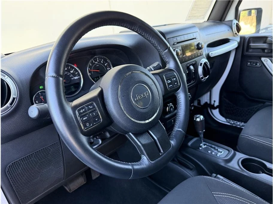 2015 Jeep JK Wrangler - Image 11 of 20