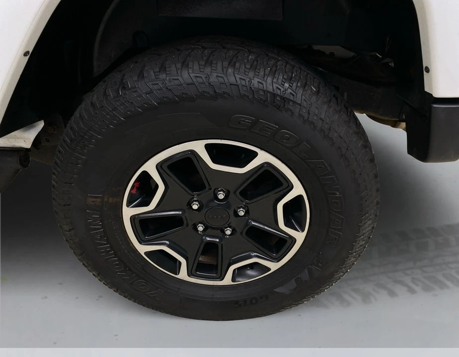 2015 Jeep JK Wrangler - Image 16 of 20