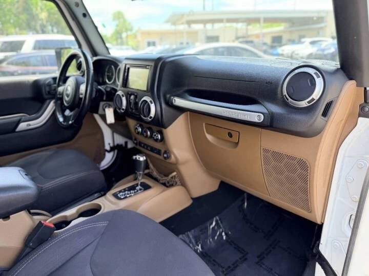2015 Jeep JK Wrangler - Image 13 of 20