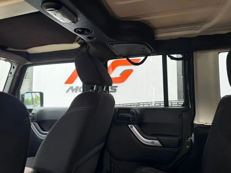 2015 Jeep JK Wrangler - Image 17 of 20