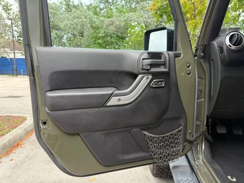 2015 Jeep JK Wrangler - Image 19 of 20