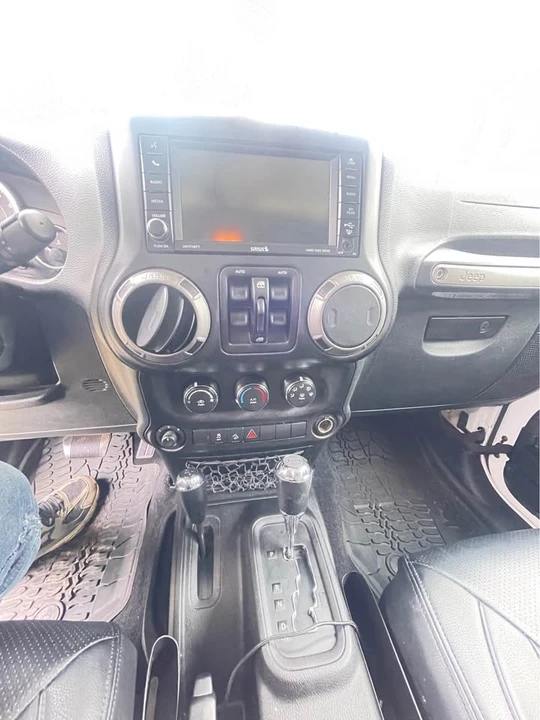 2015 Jeep JK Wrangler - Image 4 of 10