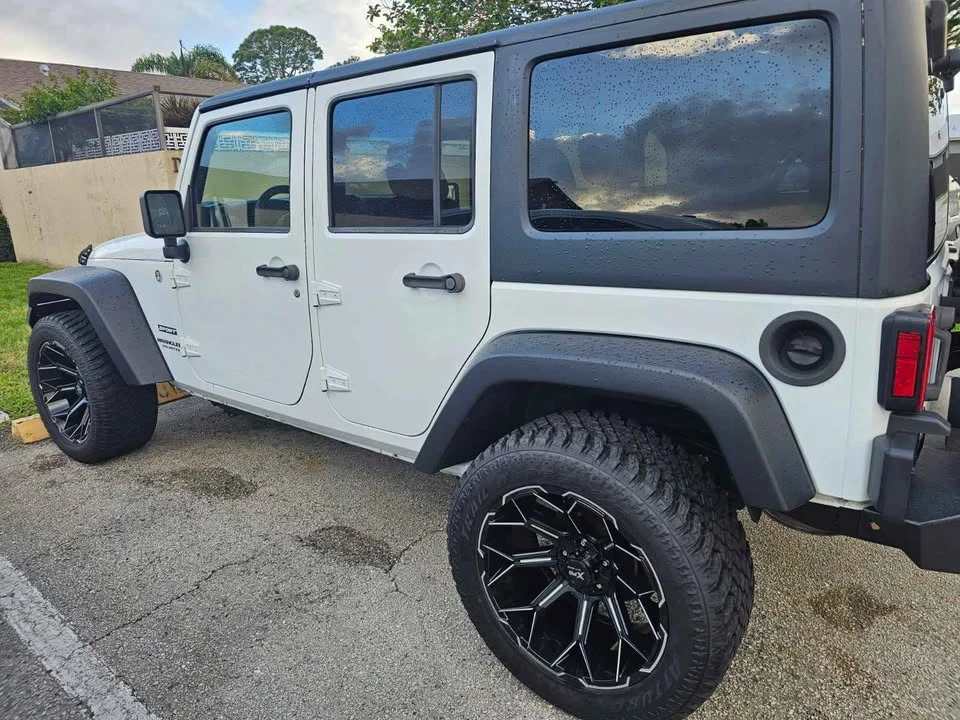 2015 Jeep JK Wrangler - Image 2 of 7