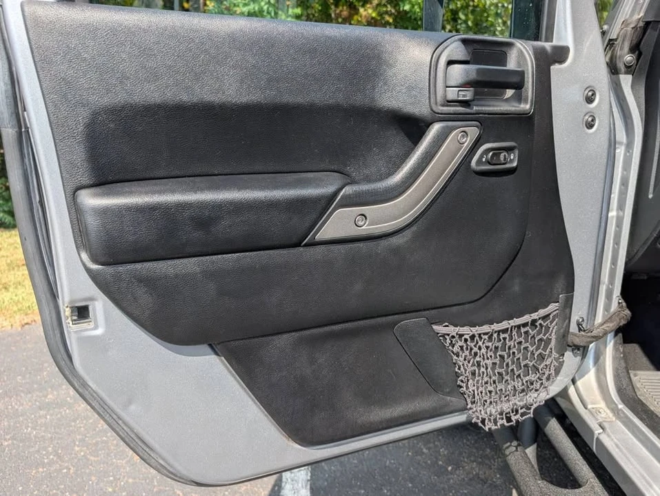 2015 Jeep JK Wrangler - Image 18 of 20
