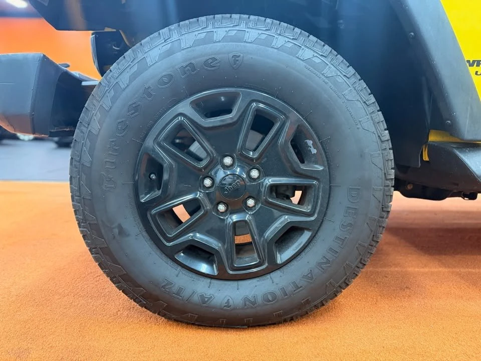2015 Jeep JK Wrangler - Image 16 of 17
