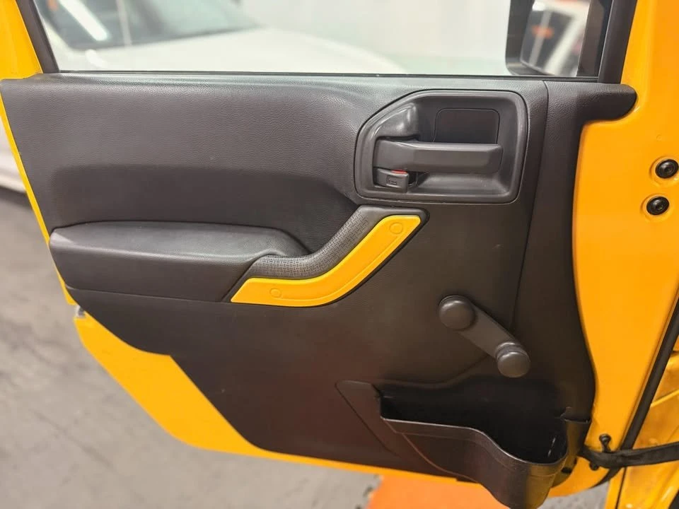 2015 Jeep JK Wrangler - Image 9 of 17