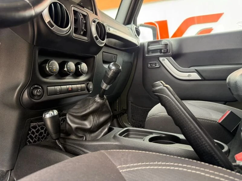 2015 Jeep JK Wrangler - Image 9 of 20