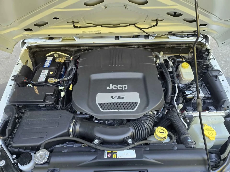 2015 Jeep JK Wrangler - Image 17 of 20