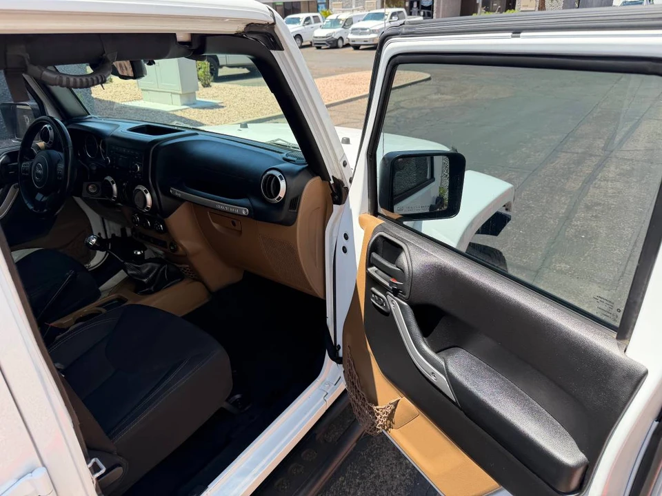 2015 Jeep JK Wrangler - Image 17 of 19