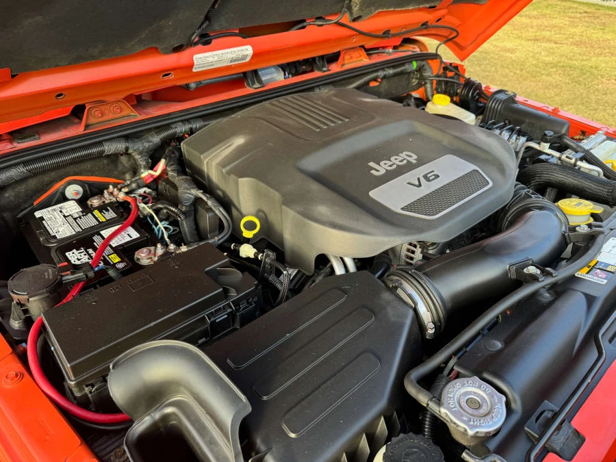 2015 Jeep JK Wrangler - Image 10 of 11