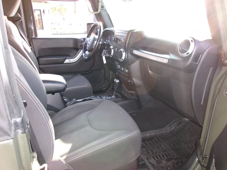 2015 Jeep JK Wrangler - Image 16 of 21
