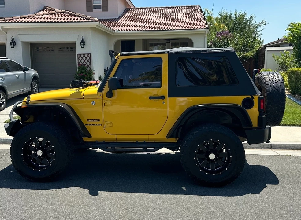 2015 Jeep JK Wrangler - Image 2 of 6