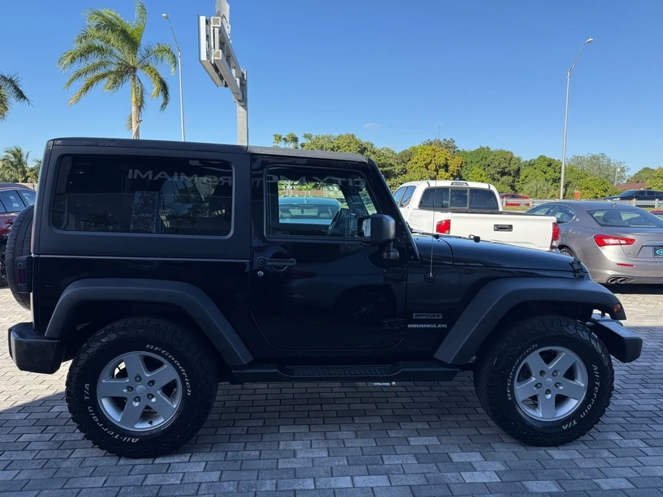 2015 Jeep JK Wrangler - Image 10 of 21