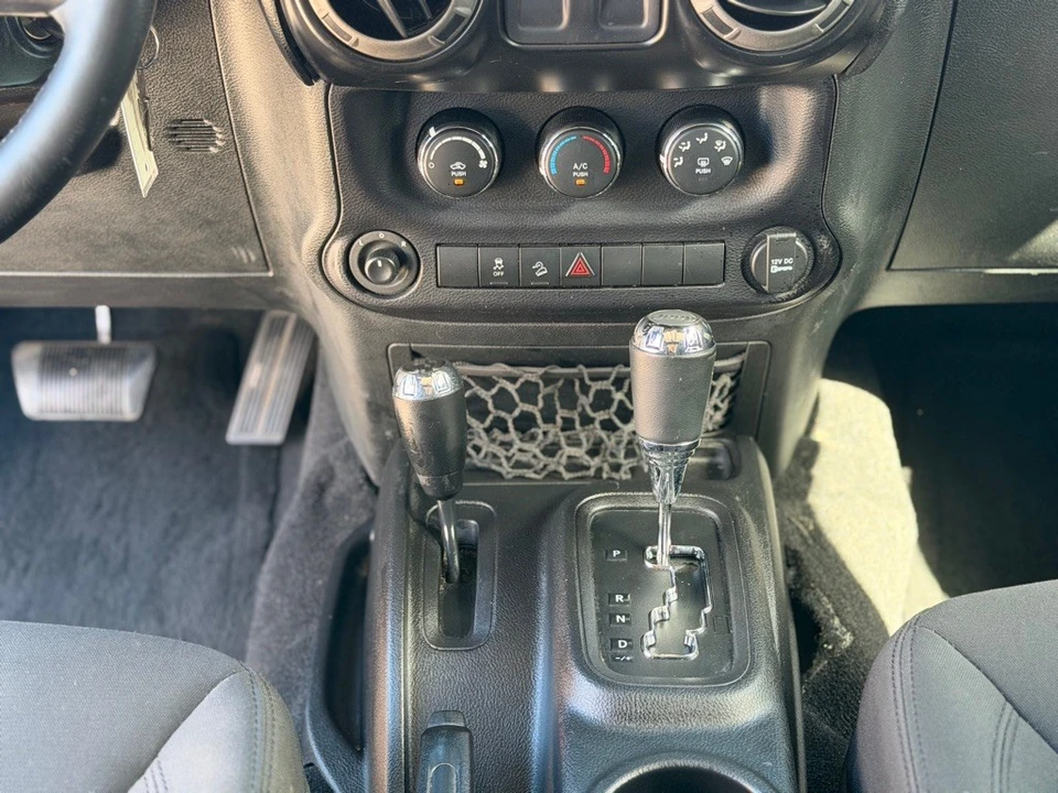 2015 Jeep JK Wrangler - Image 15 of 20