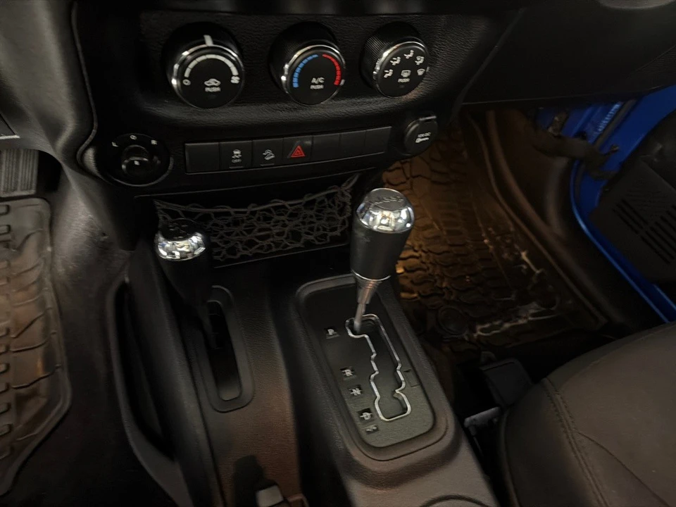 2015 Jeep JK Wrangler - Image 16 of 21